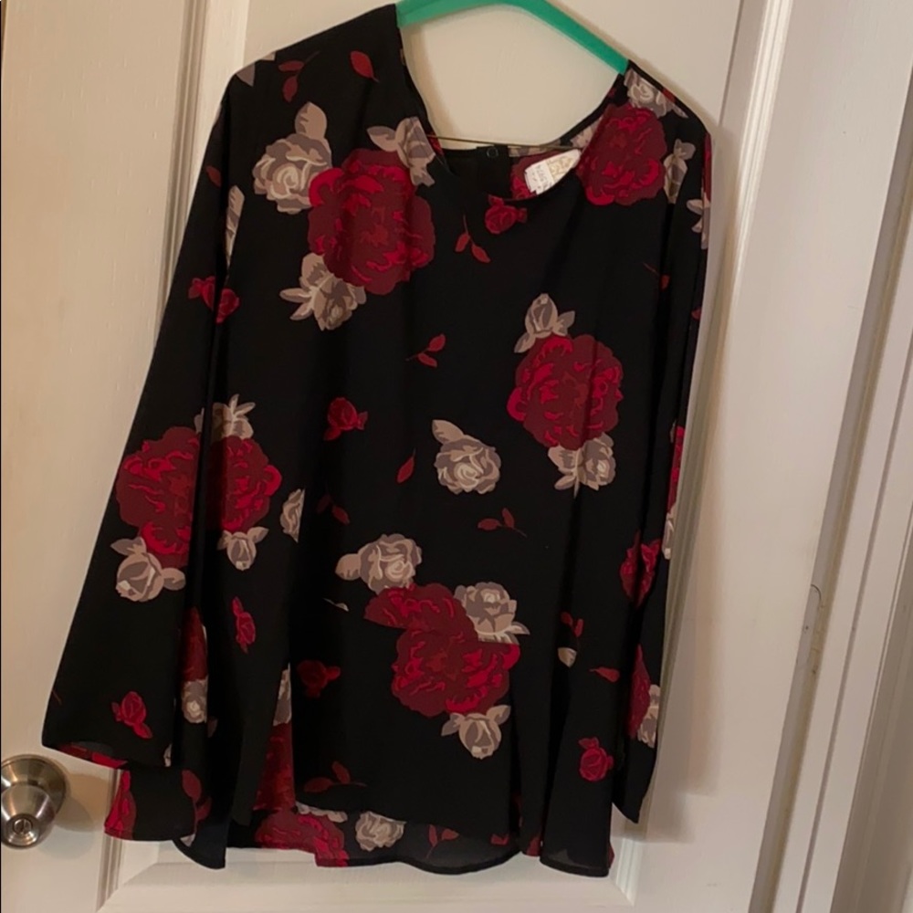 Mud Pie Red Flower Top
